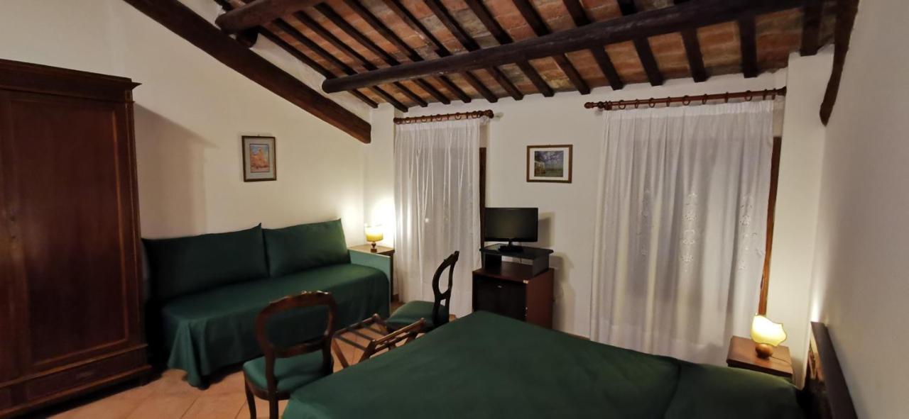Agriturismo-R&B Corte Dei Gioghi Ferrara Bagian luar foto